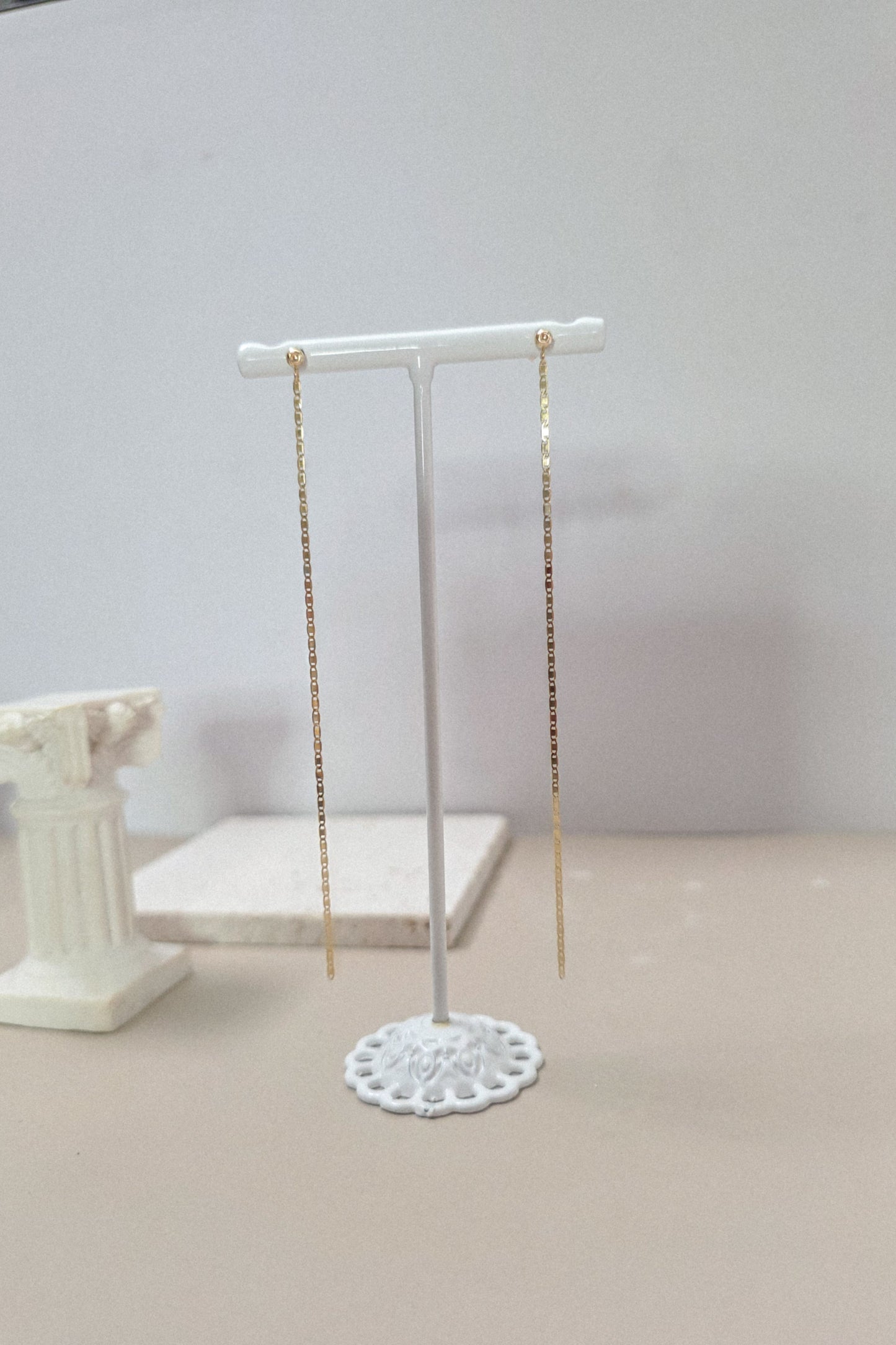 Fedora Dangle Earring 14k