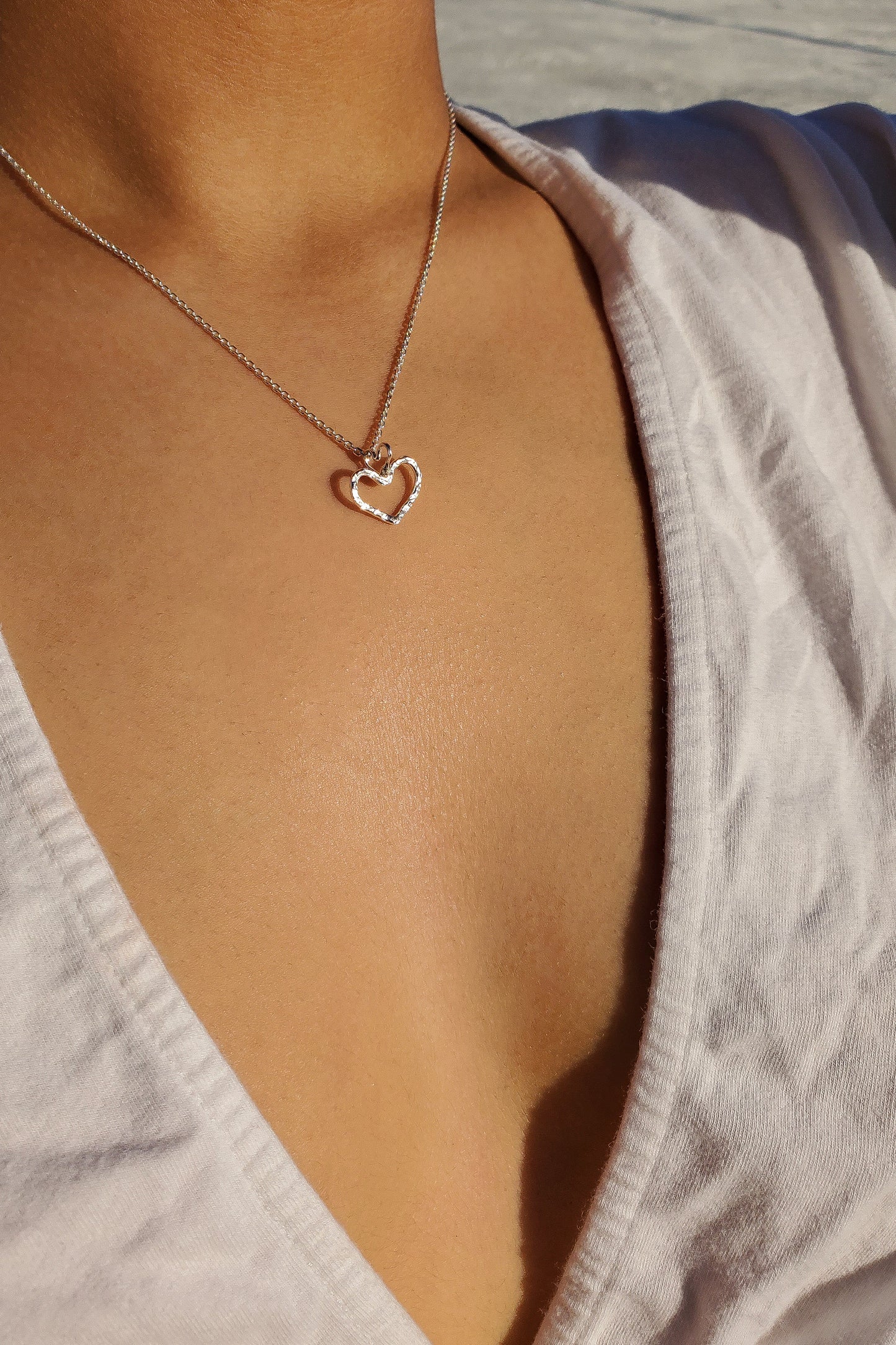 Korazon con textura Necklace Silver : Love Energy