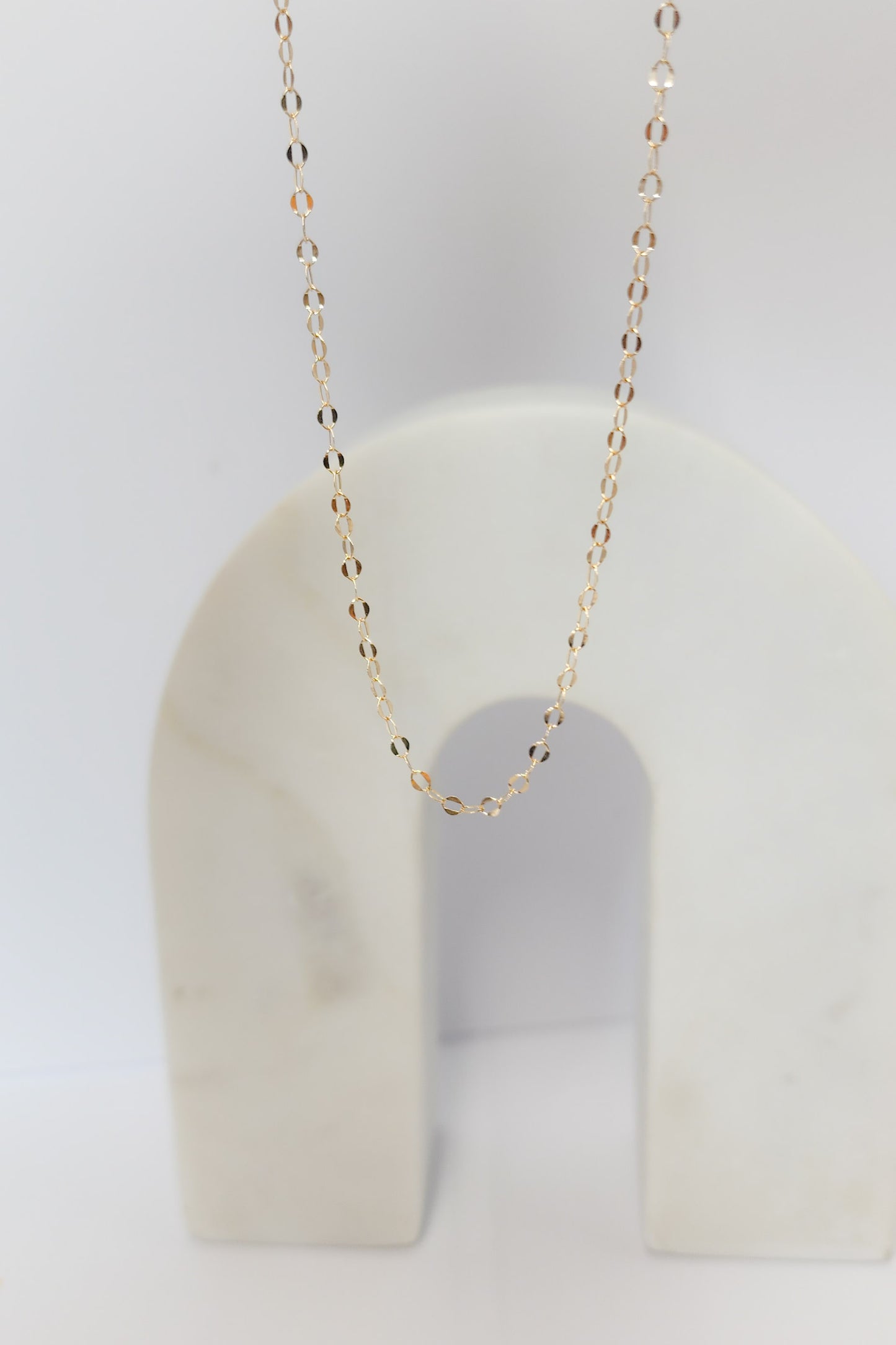 Lolin necklace: Oro sólido