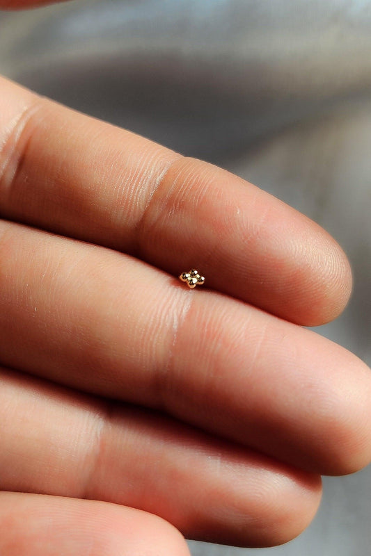 Dots Piercing - Estilos by Ytalia