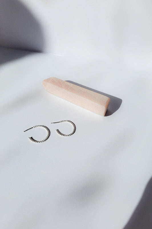 Lakshmi Bead Open Hoops Silver : Divina Femenina - Estilos by Ytalia